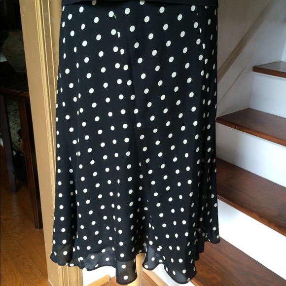 Jones New York Silk Polka Dot Skirt. NWOT - Picture 5 of 6